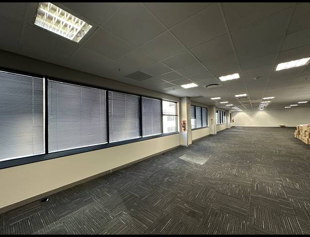 948M² OFFICE TO LET IN SANDTON CENTRAL